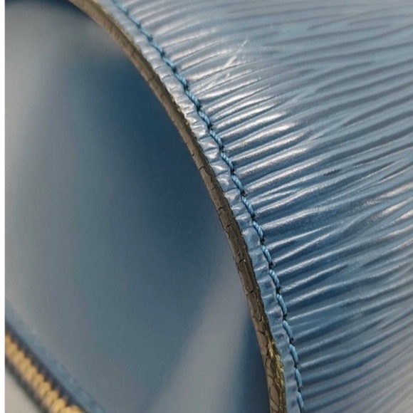 LOUIS VUITTON Epi Soufflot Hand Bag Blue - Picture 5 of 10